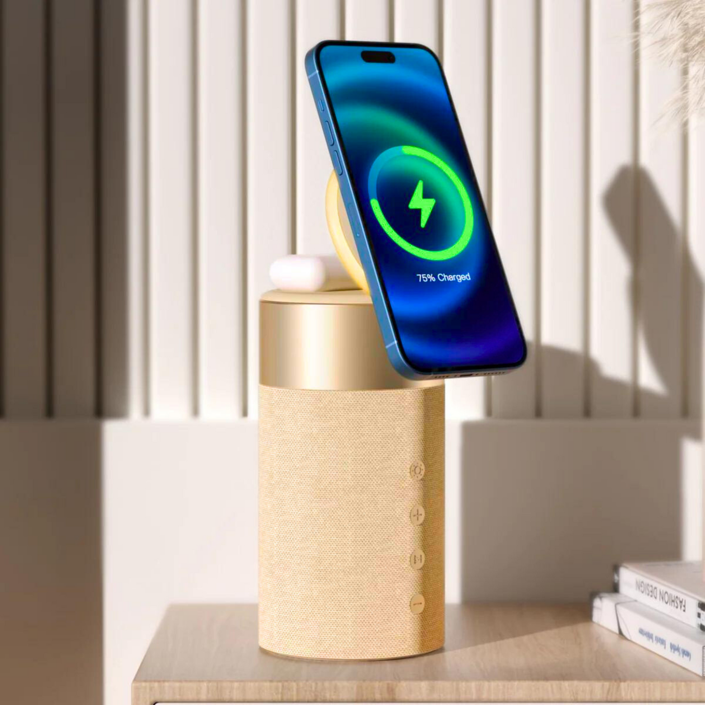 {{ Magnetic Charger}} - {{ Modern MagCharge }}